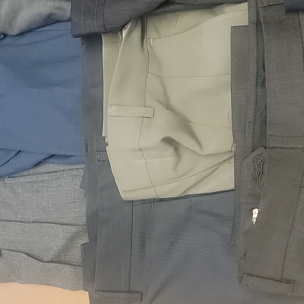 Lot Of 11 28" to 34 Mens Dress Pants Jos. A Banks Banana Republic Tommy Hilfiger - Picture 5 of 9